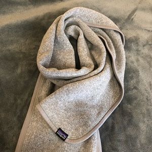 Patagonia grey scarf